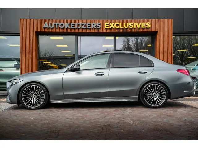 Mercedes-Benz C-Klasse 200 4MATIC AMG Line 2021 Benzine 7