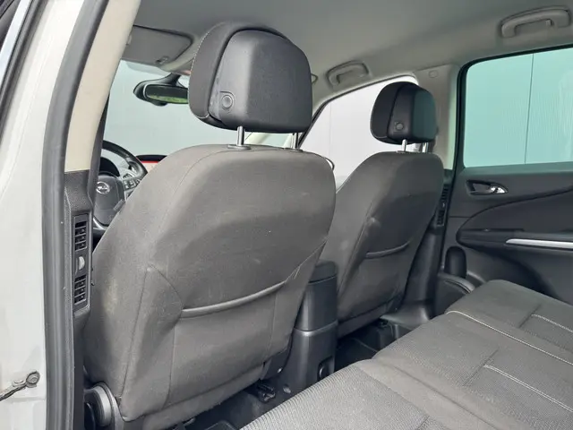 Opel Zafira Tourer 1.4 Design Edition 7p. 2014 Benzine 13