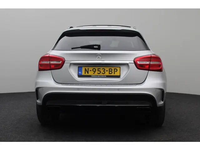 Mercedes-Benz GLA AMG 45 4Matic Edition 1 2014 Benzine 12