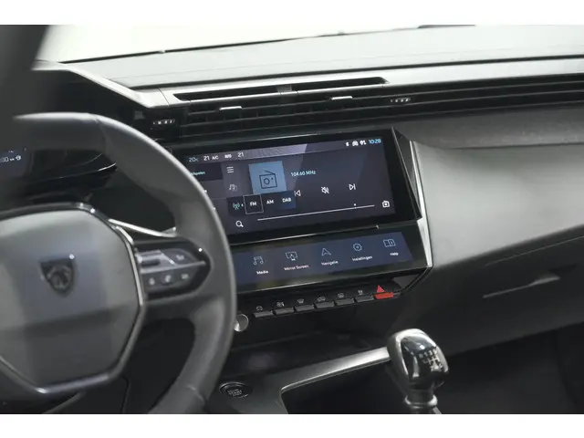 Peugeot 308 PureTech 130 Allure 2022 Benzine 48
