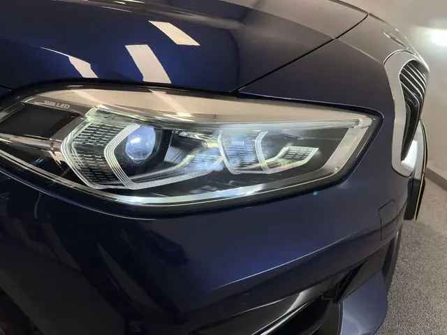BMW 1 Serie 118i Sport Line 2020 Benzine 29