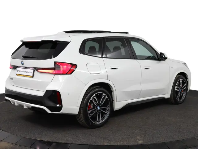 BMW iX1 eDrive20 67 kWh 2024 Elektrisch 2
