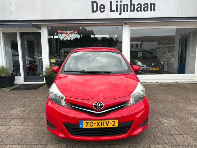 Toyota Yaris 1.3 VVT-i Aspiration 2012 Benzine 5
