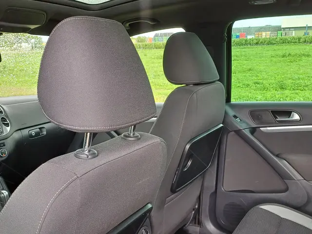 Volkswagen Tiguan 1.4 TSI R-Line Edition 2016 Benzine 31