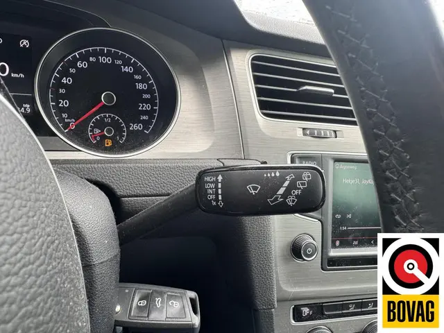 Volkswagen Golf 1.0 TSI Connected Series 2015 Benzine 12