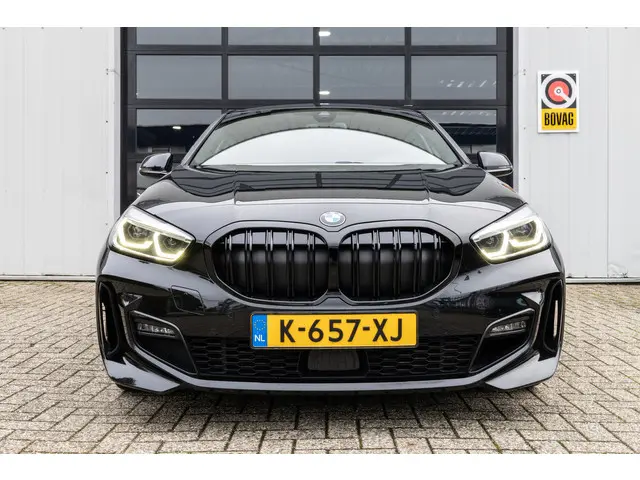 BMW 1 Serie 118i M Sport Executive Edition 2020 Benzine 6