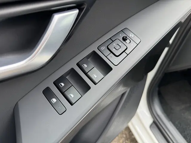 Kia Niro 1.6 GDi Hybrid DynamicLine 2023 Hybride Benzine 19