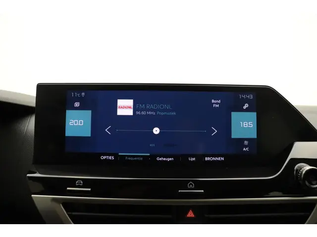 Citroën ë-C4 Feel 136pk 50 kWh 2023 Elektrisch 24