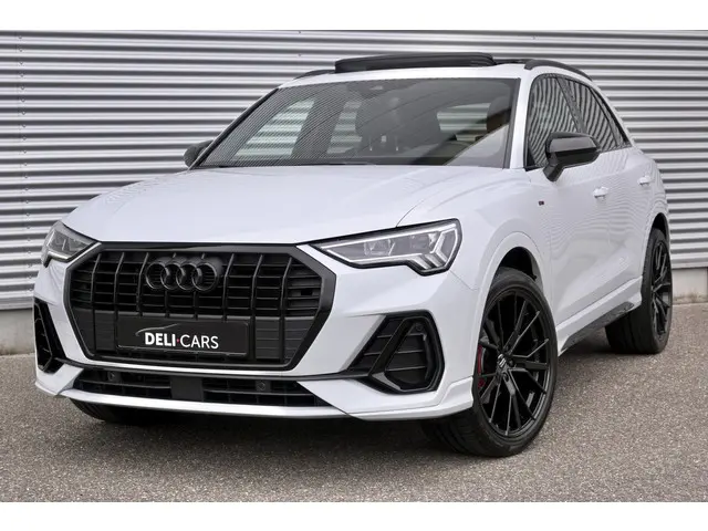 Audi Q3 35 TFSI S-Line 2020 Benzine