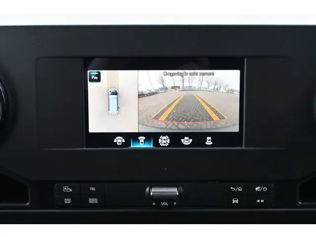 Mercedes-Benz Sprinter 317 CDI L2H2 2023 Diesel 6