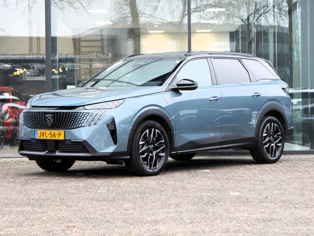 Peugeot 5008 1.2 Hybrid 136 GT 2024 Hybride Benzine 5