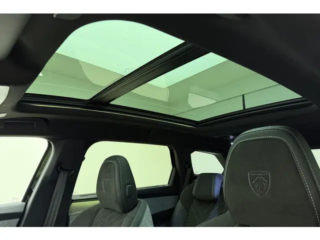 Peugeot e-5008 GT Avantage 73 kWh 2025 Elektrisch 45