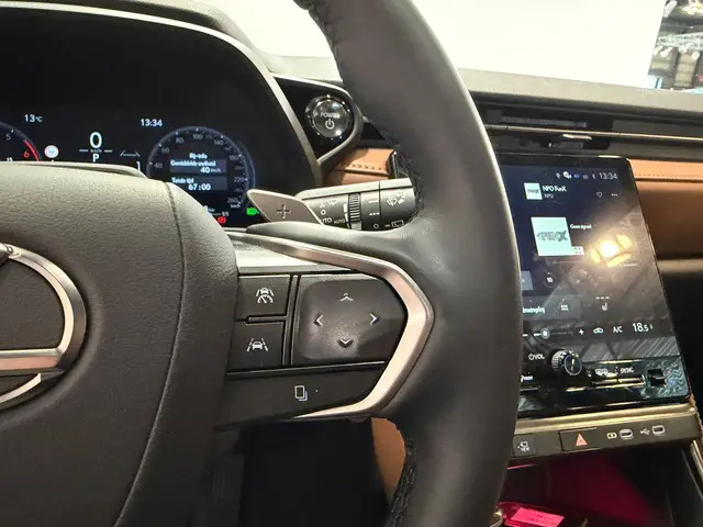 Lexus LBX Relax 2WD 2026 Hybride Benzine 11