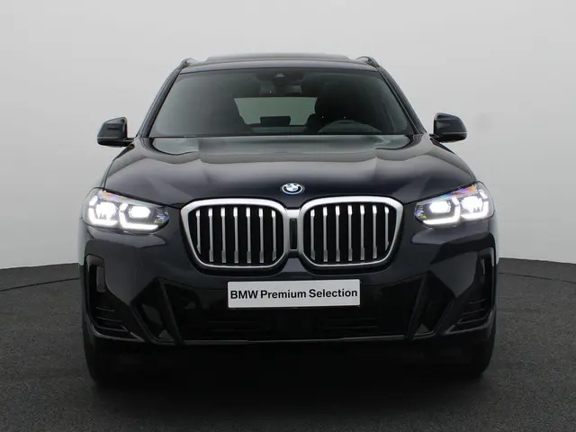 BMW X3 xDrive30e 2023 Hybride Benzine 3