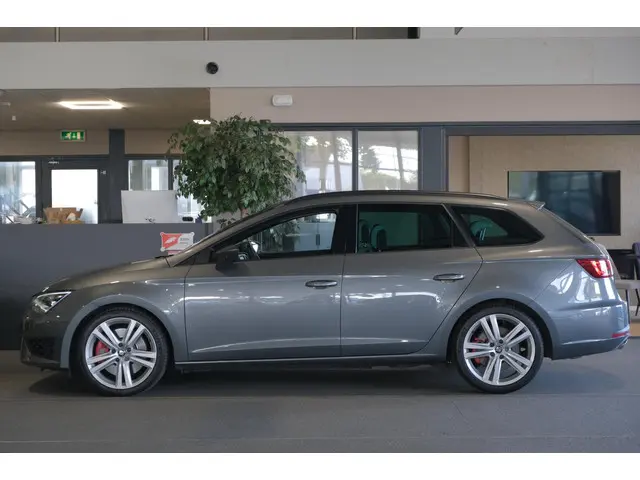 SEAT Leon ST Cupra 265pk Led Navi Pdc 2016 Benzine 8