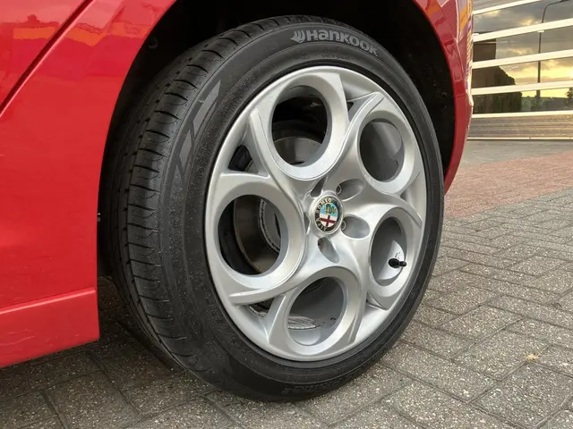 Alfa Romeo Giulietta 1.4 T Sprint Automaat 2015 Benzine 5