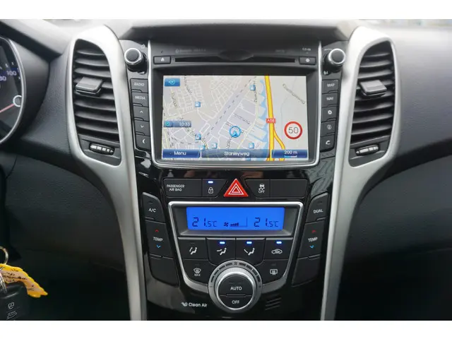 Hyundai i30 1.6 GDI i-Motion Plus 2015 Benzine 12