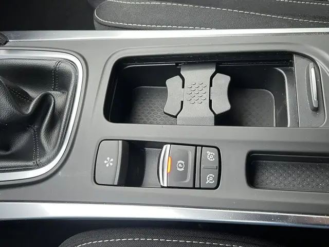 Renault Mégane Estate 1.3 TCe Limited 2019 Benzine 17