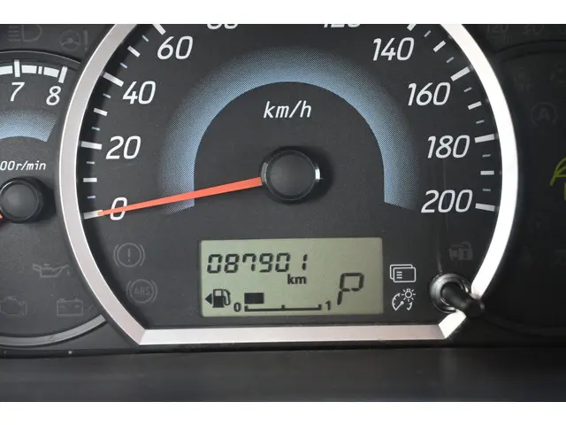 Mitsubishi Space Star 1.0 Bright 2015 Benzine 30