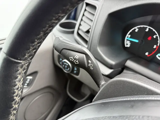 Ford Transit Custom 300 2.0 TDCI 130PK 2021 Diesel 28