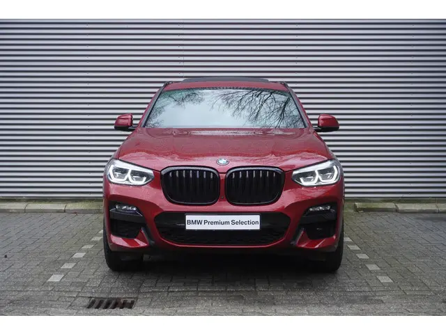 BMW X4 xDrive20i 2021 Benzine 3