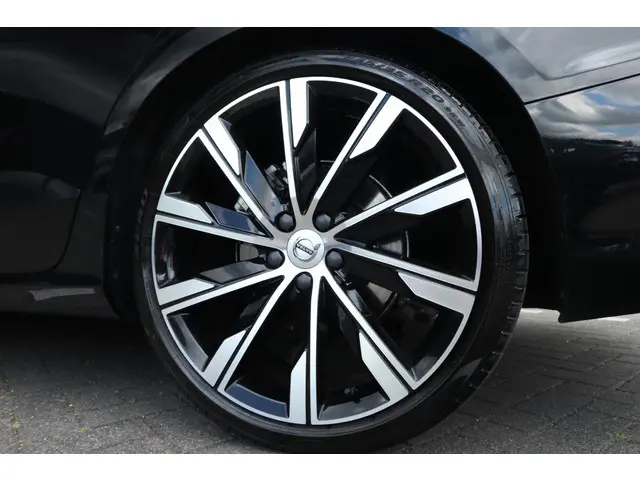 Volvo S60 3