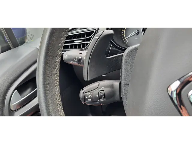 Citroën C3 1.2 PureTech Exclusive 2015 Benzine 14