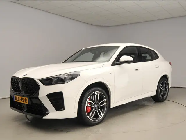 BMW X2 sDrive20i 2025 Benzine 46