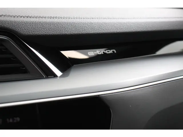 Audi e-tron e-tron 55 quattro 2019 Elektrisch 23