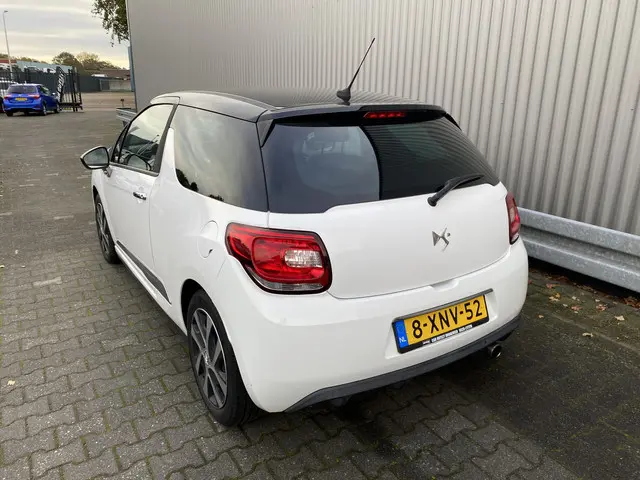 Citroën DS3 1.2 VTi So Chic 2014 Benzine 15