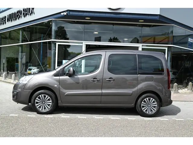 Peugeot Partner Tepee 1.2 PureTech Active 2017 Benzine 2