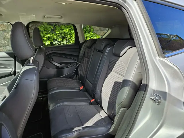 Ford Kuga 1.5 EcoBoost ST-line 4wd Automaat 2017 Benzine 28