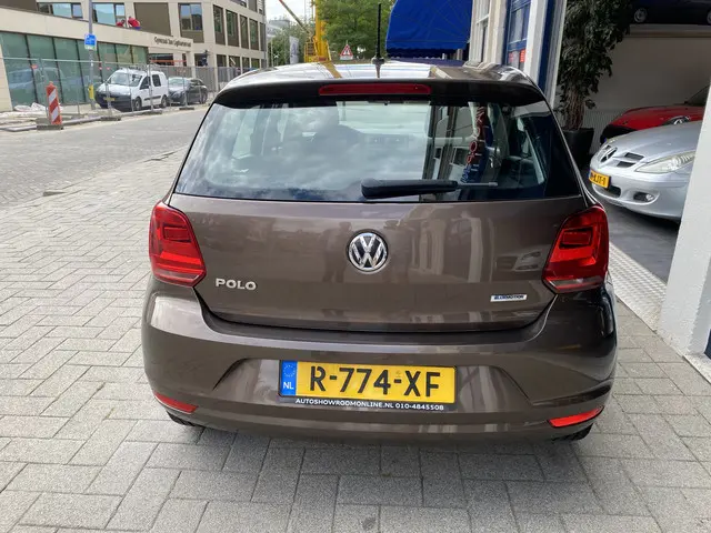 Volkswagen Polo 1.0 Comfortline Edition 2016 Benzine 4