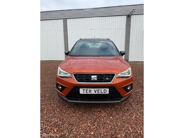 SEAT Arona 1.0 TSI FR Business Intense 2019 Benzine 2