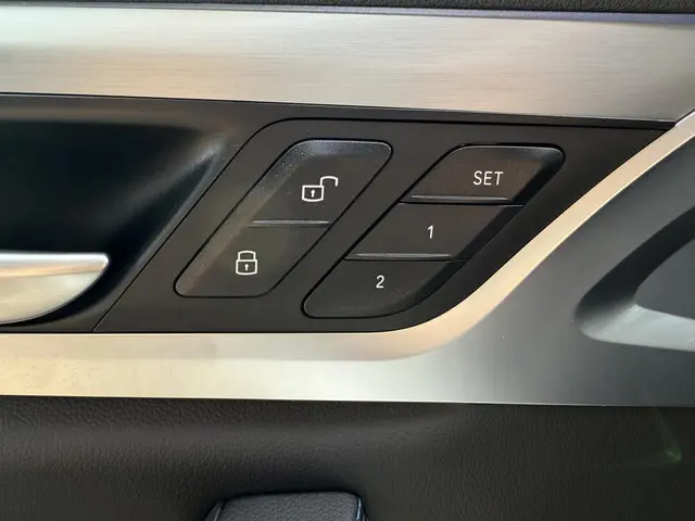 BMW X3 xDrive30e 2022 Hybride Benzine 24