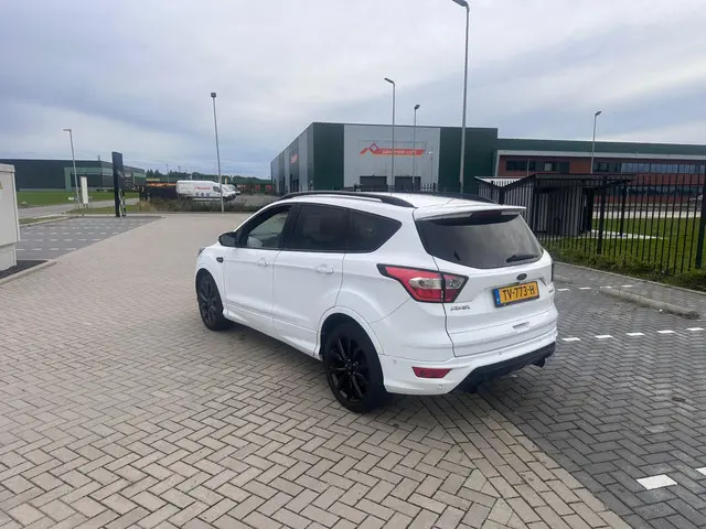 Ford Kuga 1.5 EcoBoost ST Line Ex Bpm.Ex BPM 2018 Benzine 8
