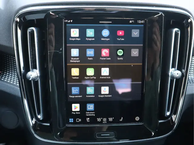 Volvo XC40 Recharge P8 AWD R-Design 2020 Elektrisch 30