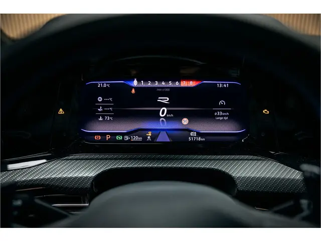 Volkswagen Golf 2.0 TSI R 4Motion 2022 Benzine 27