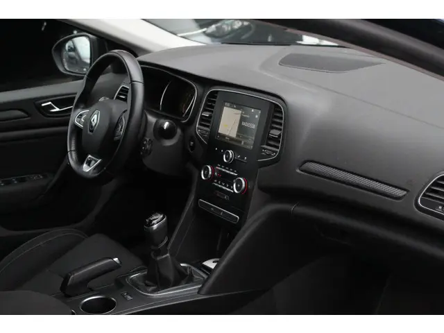 Renault Mégane Estate 1.2 TCe Limited//Navi!! 2018 Benzine 24