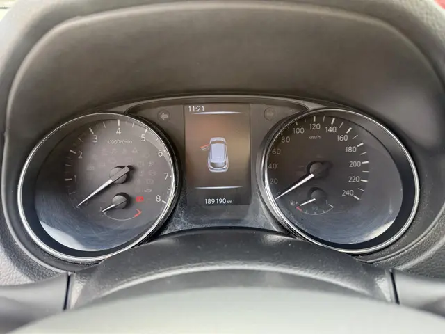 Nissan QASHQAI 1.2 Acenta 2015 Benzine 2