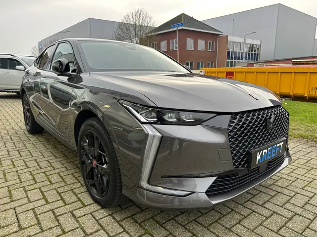 DS DS 4 1.2 PureTech Performance Line 2023 Benzine 8