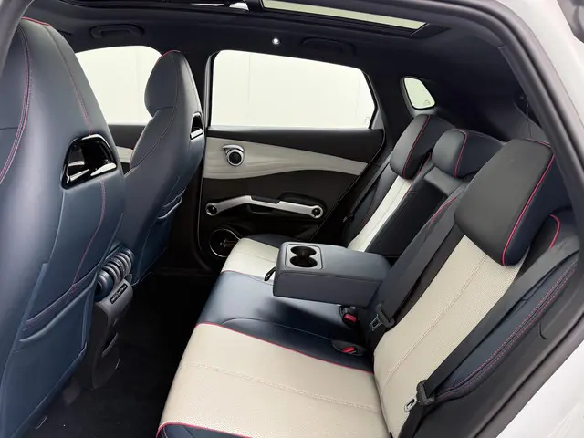 BYD ATTO 3 Comfort 60 kWh 2023 Elektrisch 21