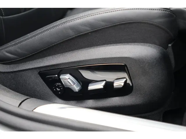 BMW 7 Serie 745e High Executive 2019 Hybride Benzine 17