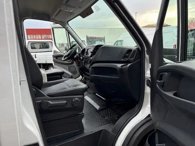 Iveco Daily 35S14H A8 3450 2024 Diesel 9