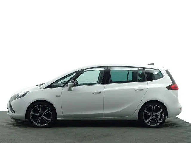 Opel Zafira Tourer 1.4 Innovation OPC- 2016 Benzine 35