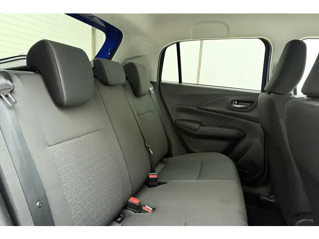 Suzuki Swift 1.2 Select Smart Hybrid 2025 Benzine 15