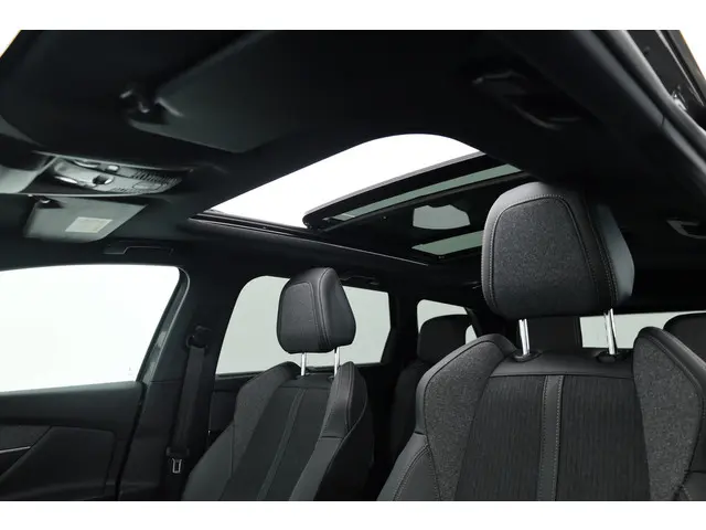Peugeot 5008 1.2 PureTech GT-Line 7pers. 2020 Benzine 26