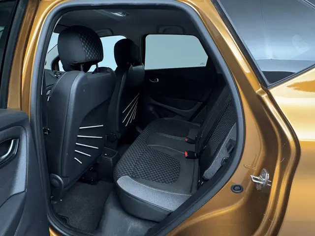 Renault Captur 1.3 TCe 150 Intens Automaat 2020 Benzine 30