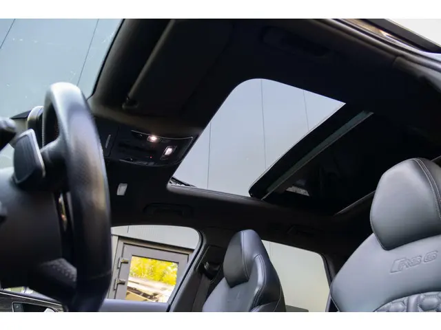 Audi RS6 Avant 4.0 TFSI RS 6 quattro 2015 Benzine 20