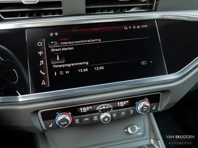 Audi Q3 45 TFSI e S-Line 2022 Hybride Benzine 33